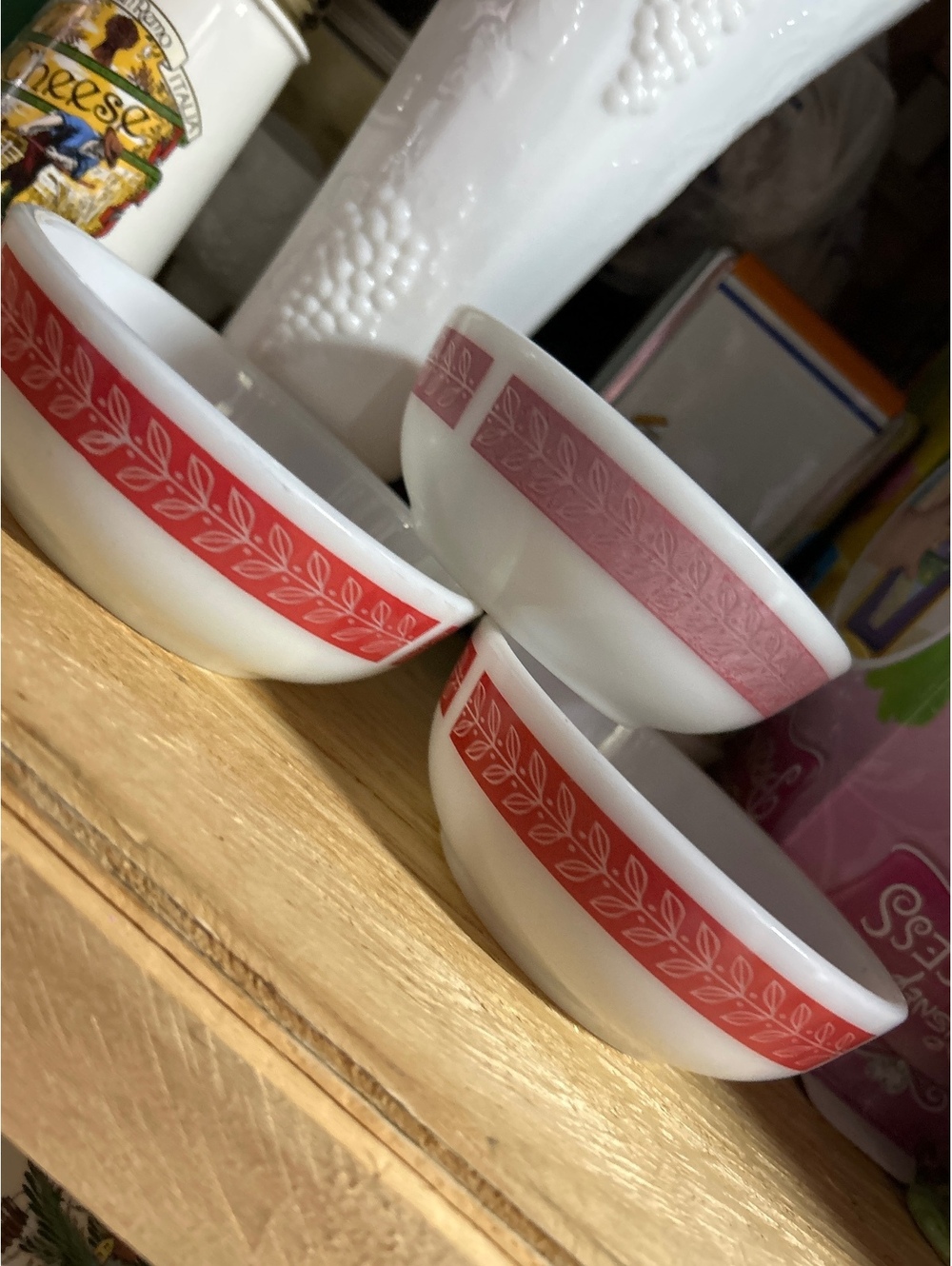 3 Pyrex bowls